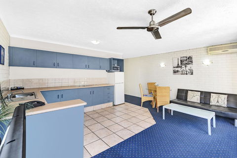 Broadbeach Travel Inn Apartments - Darwin Holiday 32