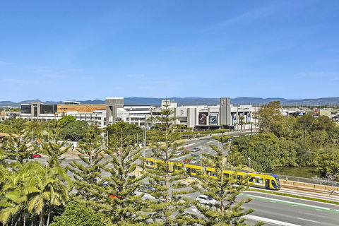Broadbeach Travel Inn Apartments - Darwin Holiday 7