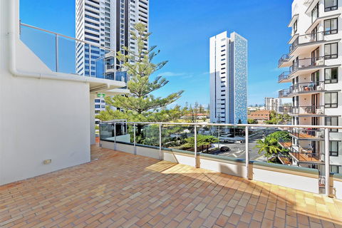 Broadbeach Travel Inn Apartments - Darwin Holiday 5