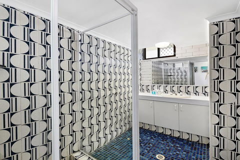Broadbeach Travel Inn Apartments - Darwin Holiday 21