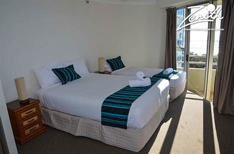 Zenith Ocean Front Apartments - Darwin Holiday 4