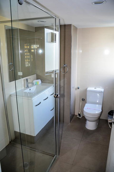 Zenith Ocean Front Apartments - Darwin Holiday 29