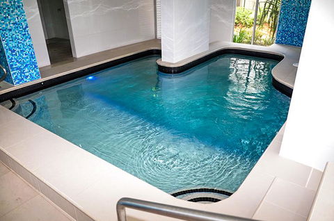 Zenith Ocean Front Apartments - Darwin Holiday 7