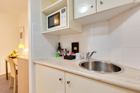 Oakwood Hotel & Apartments Brisbane - Darwin Holiday 9