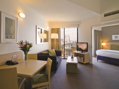 Oakwood Hotel & Apartments Brisbane - Darwin Holiday 5