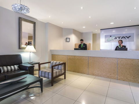 Oaks Brisbane River City Suites - Darwin Holiday 13