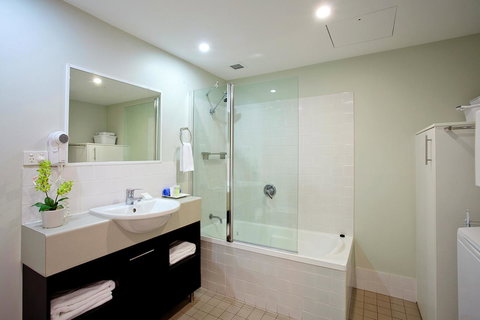 Verano Resort Noosa - Darwin Holiday 23