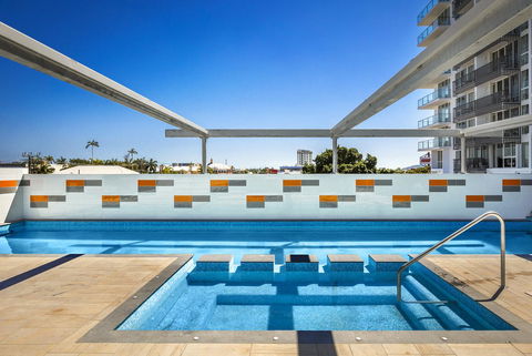 Quest Mackay On Gordon - Darwin Holiday 2