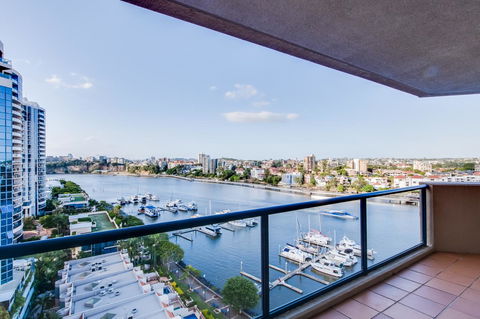 Dockside Brisbane - Darwin Holiday 2