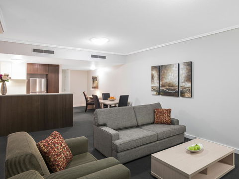 Oaks Brisbane Casino Tower Suites - Darwin Holiday 21