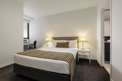 Code Apartments - Darwin Holiday 9