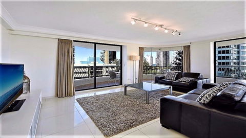 Excluza - Darwin Holiday 0