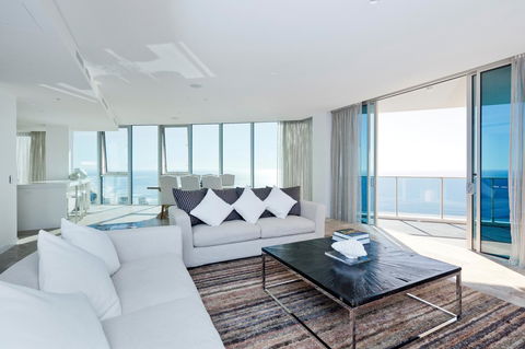 Hilton Surfers Paradise Residences - Darwin Holiday 31
