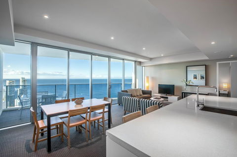 Hilton Surfers Paradise Residences - Darwin Holiday 37