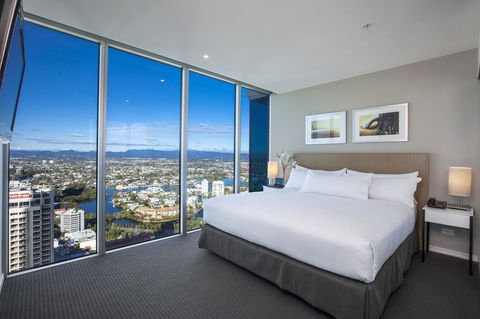 Hilton Surfers Paradise Residences - Darwin Holiday 26