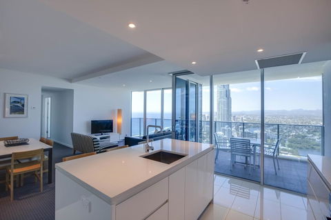 Hilton Surfers Paradise Residences - Darwin Holiday 2