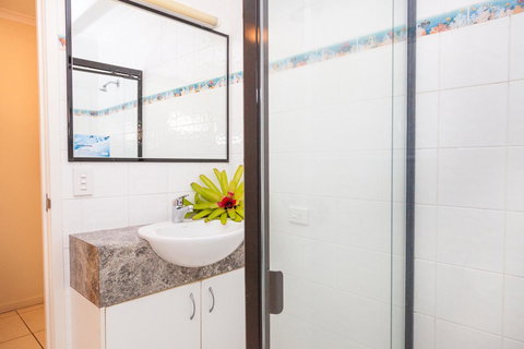 Cylinder Beach Mooloomba Unit 3 - Darwin Holiday 11