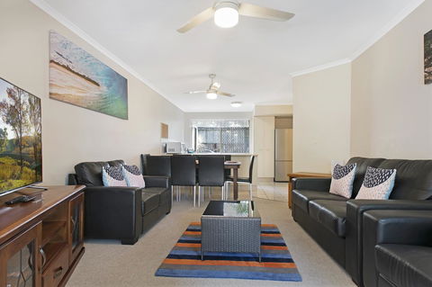 Growder Court 3 - Coolum Beach QLD - Darwin Holiday 20