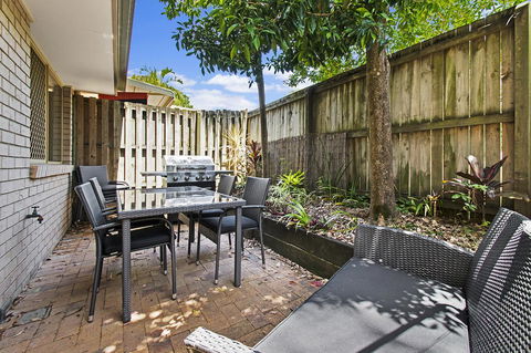 Growder Court 3 - Coolum Beach QLD - Darwin Holiday 15