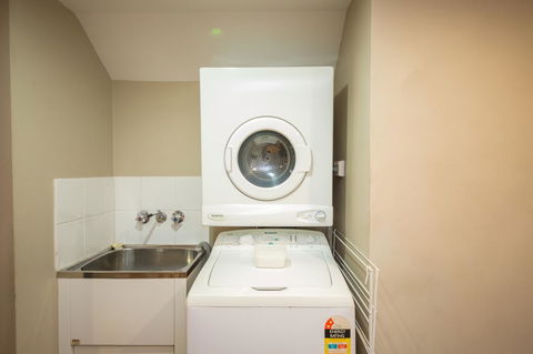 Cosmopolitan Motel & Serviced Apartments - Darwin Holiday 23
