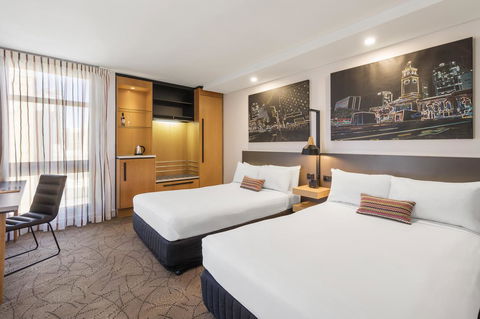 Mercure Brisbane King George Square - Darwin Holiday 4