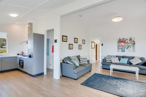 Cloud Hill - Darwin Holiday 11