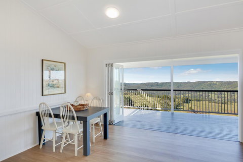 Cloud Hill - Darwin Holiday 0