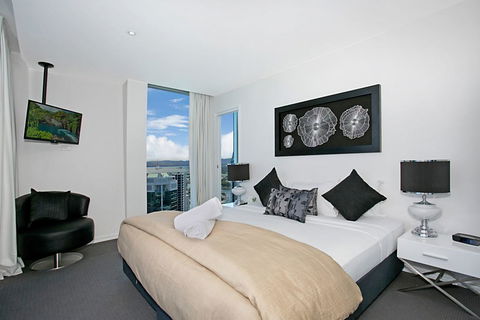 Number 1 H Residences - WiFi, Parking & More By Gold Coast Holidays - Darwin Holiday 7