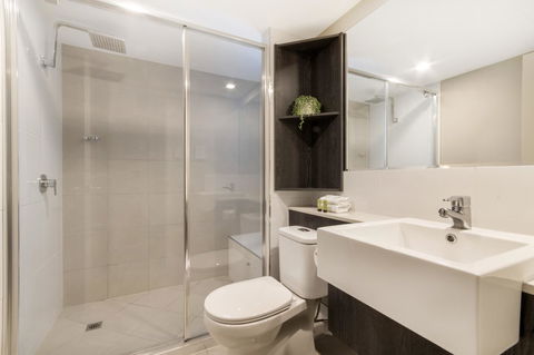 Sunshine Tower Hotel - Darwin Holiday 7