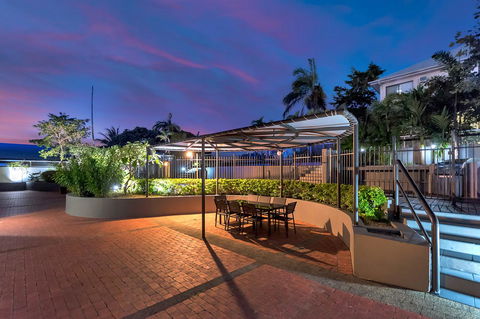 Sunshine Tower Hotel - Darwin Holiday 15