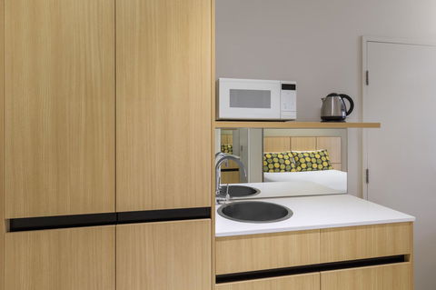 Mercure Brisbane Garden City - Darwin Holiday 5