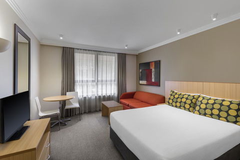 Mercure Brisbane Garden City - Darwin Holiday 6