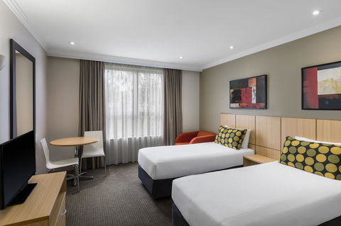Mercure Brisbane Garden City - Darwin Holiday 4