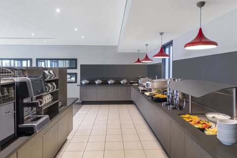 Mercure Brisbane Garden City - Darwin Holiday 33