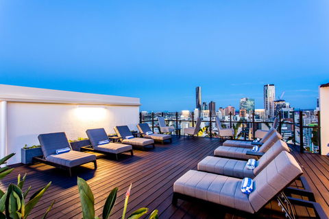 Hotel Grand Chancellor Brisbane - Darwin Holiday 0