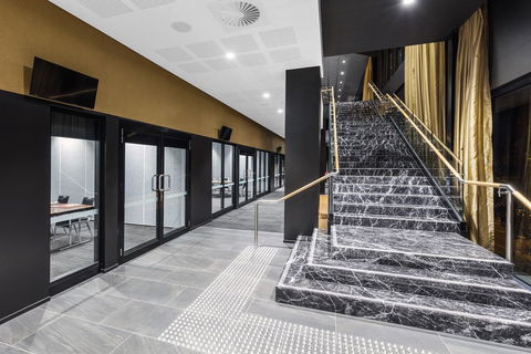 Hotel Grand Chancellor Brisbane - Darwin Holiday 15