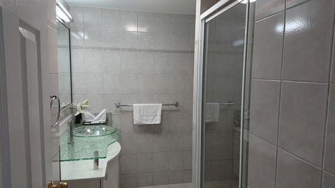 Surfers Hawaiian Holiday Apartments - Darwin Holiday 12