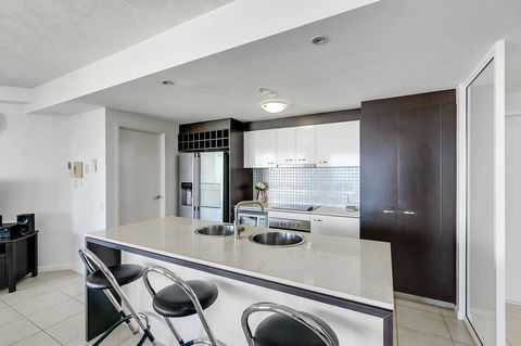 Wings Resort, Apartments And 2 Story Penthouses - We Accommodate - Darwin Holiday 36