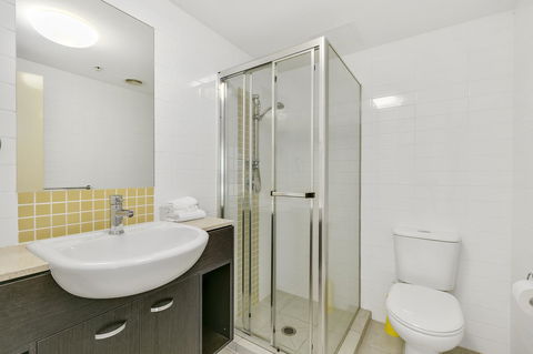 Wings Resort, Apartments And 2 Story Penthouses - We Accommodate - Darwin Holiday 30