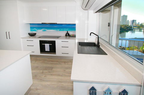 Narrowneck Court Holiday Apartments - Darwin Holiday 28