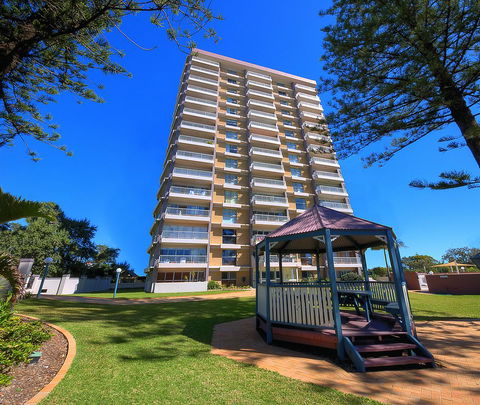 Narrowneck Court Holiday Apartments - Darwin Holiday 37