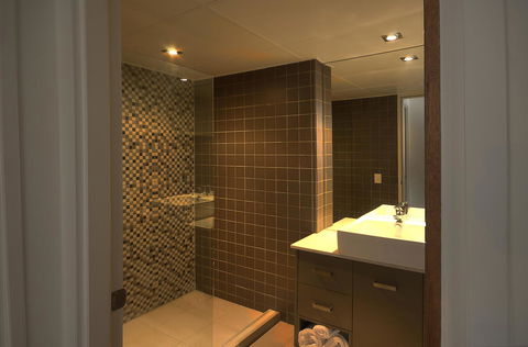 Narrowneck Court Holiday Apartments - Darwin Holiday 39
