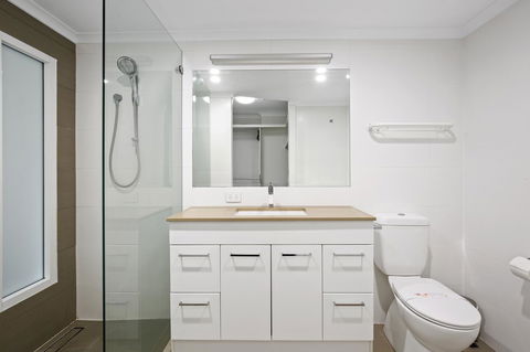 Narrowneck Court Holiday Apartments - Darwin Holiday 15