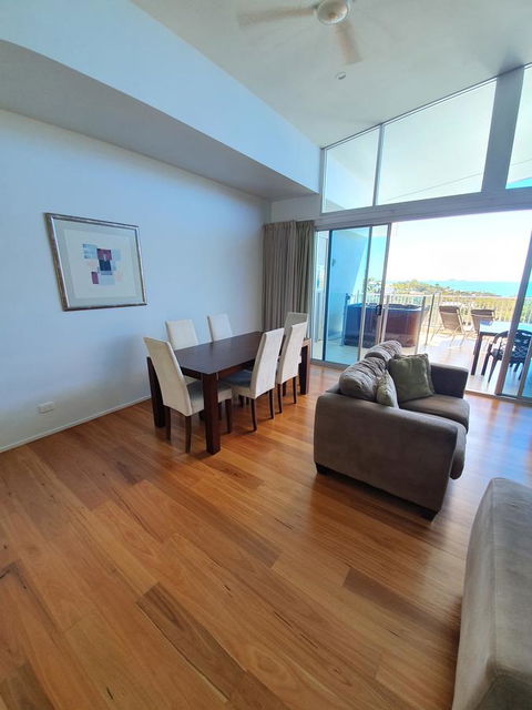 Azure Sea Whitsunday Resort - Darwin Holiday 18