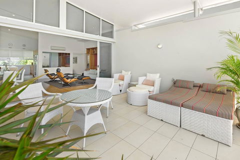 Azure Sea Whitsunday Resort - Darwin Holiday 11
