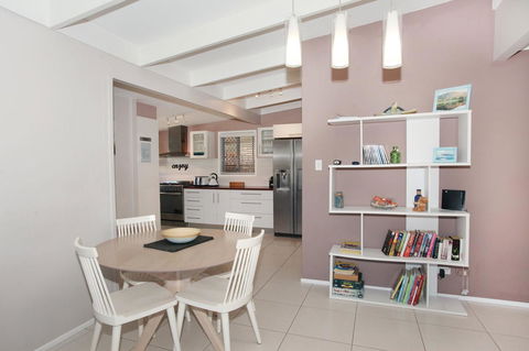 6 Botany Court Marcoola Beach - Pet Friendly 500 Bond - Darwin Holiday 15