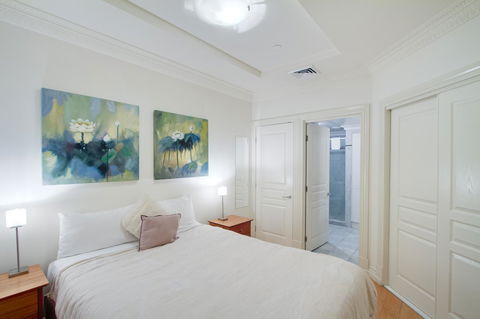 MacArthur Chambers - Darwin Holiday 15