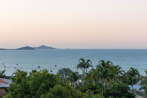 Paradise Penthouse At Waves - Airlie Beach - Darwin Holiday 30