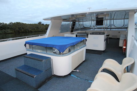 Coomera Houseboats - Darwin Holiday 24