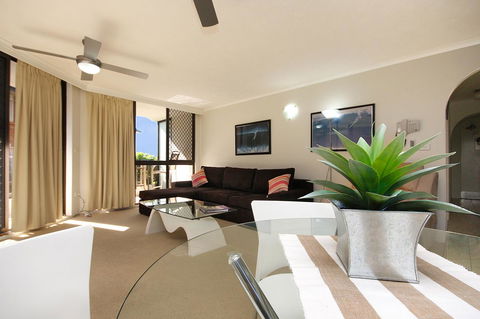 Spindrift On The Beach - Absolute Beachfront - Darwin Holiday 8